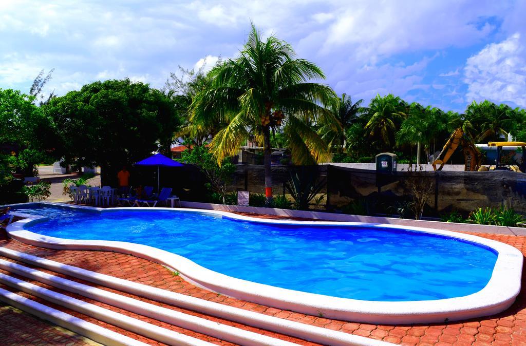 Gota De Sal Apartments ปัวร์โตโมเรลอส ภายนอก รูปภาพ